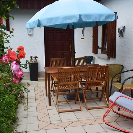 Eva-maria Holiday home